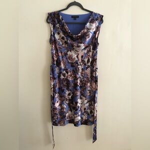 Banana Republic Factory floral print dress. Size 10